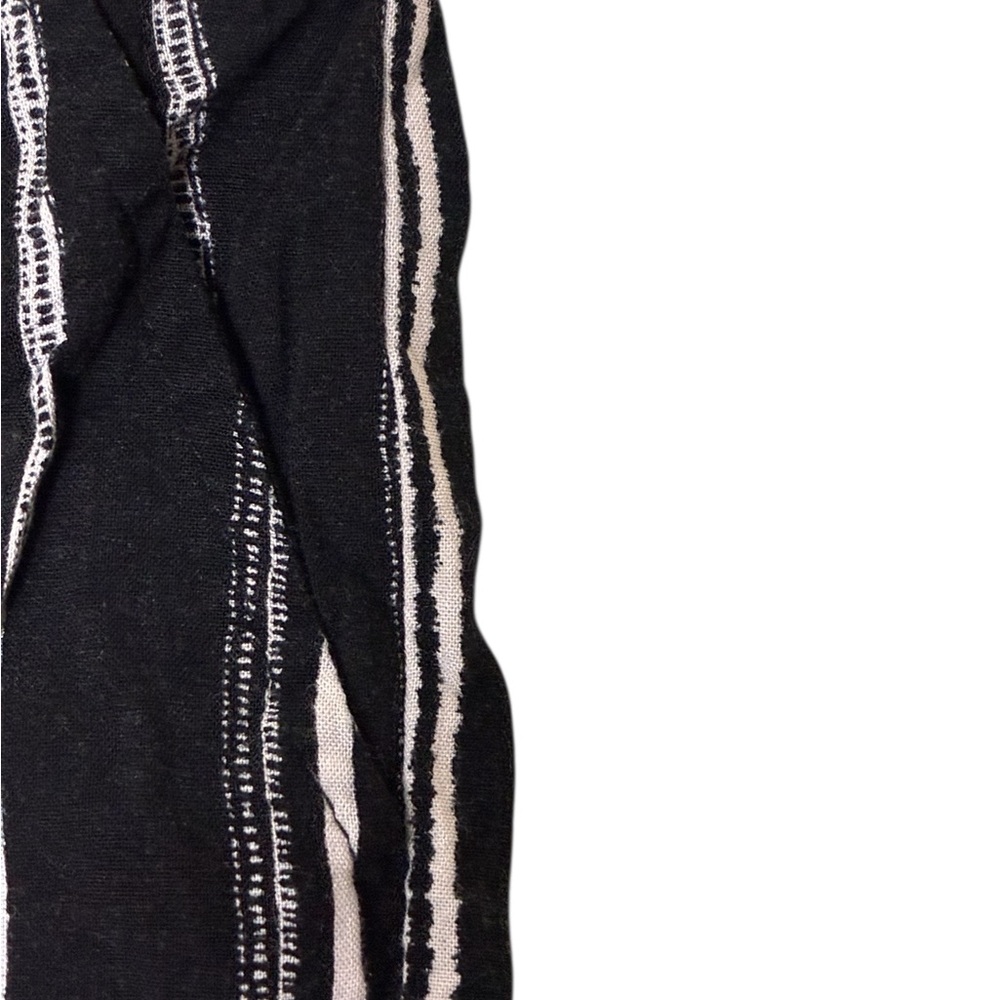 White Fawn | Black and white rayon lightweight loose fit pants - Picture 6 of 11